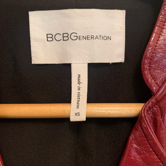 BCBGeneration | Red Vegan Leather Moto Jacket Y2K Bikercore Cropped | Size XS - Picture 10 of 10